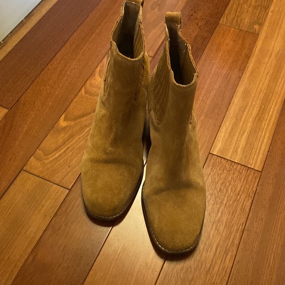 Madewell heeled booties - size 9 - Picture 3 of 7
